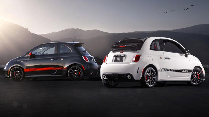 Illustration for article titled Fiat 500c Abarth: Being Topless Just Makes It Sexier